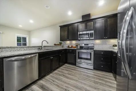 3860 Creek View Drive Medford OR 97504