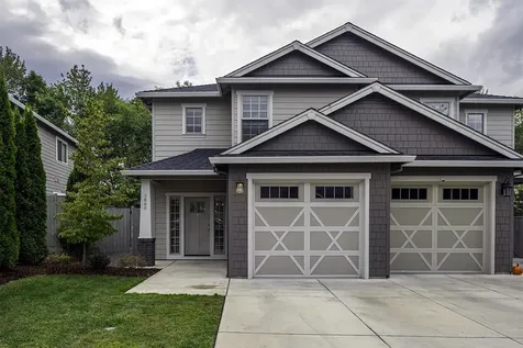 3860 Creek View Drive Medford OR 97504
