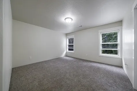 3860 Creek View Drive Medford OR 97504