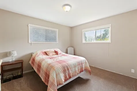1016 NW Bellevue Place Grants Pass OR 97526