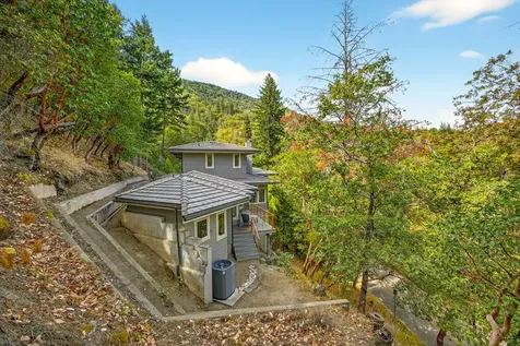 545 Ashland Creek Drive Ashland OR 97520
