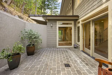 545 Ashland Creek Drive Ashland OR 97520