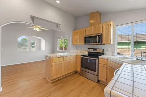 1017 Fairfield Avenue Central Point OR 97502