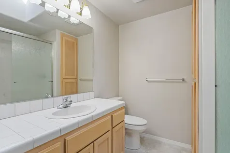 1017 Fairfield Avenue Central Point OR 97502