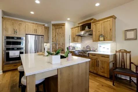 2464 NW Majestic Ridge Drive Bend OR 97703