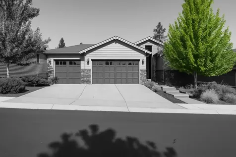 2464 NW Majestic Ridge Drive Bend OR 97703