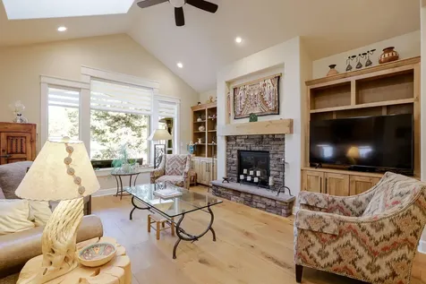2464 NW Majestic Ridge Drive Bend OR 97703