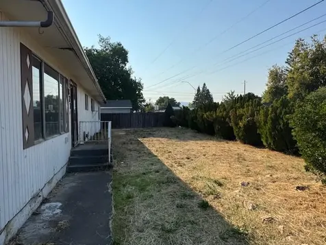 877 Garfield Street Medford OR 97501