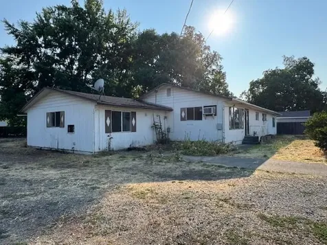 877 Garfield Street Medford OR 97501