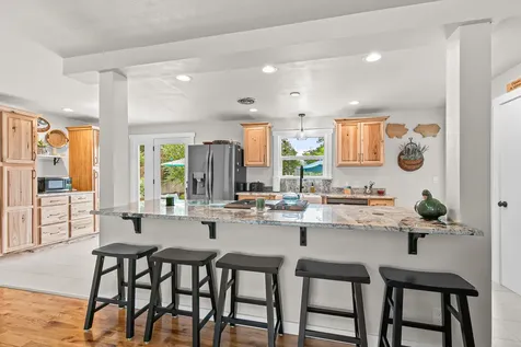 325 Sutter Avenue Medford OR 97504