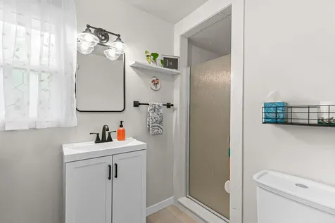325 Sutter Avenue Medford OR 97504