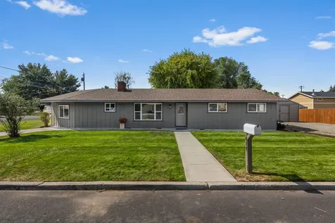615 NE Fairview Street Prineville OR 97754