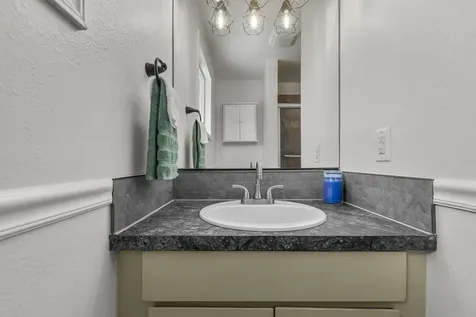 615 NE Fairview Street Prineville OR 97754