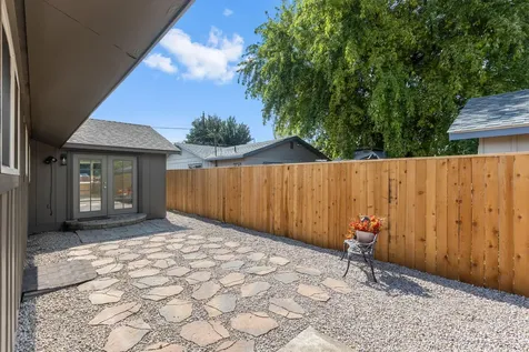 615 NE Fairview Street Prineville OR 97754