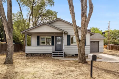 528 SE Cascade Avenue Redmond OR 97756