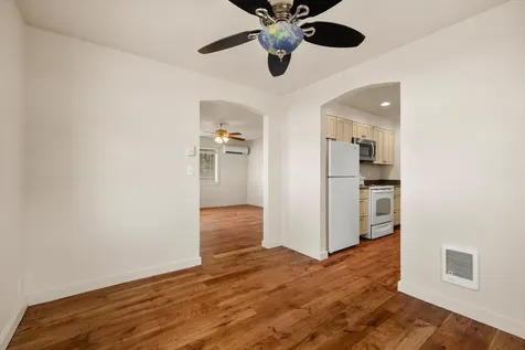 528 SE Cascade Avenue Redmond OR 97756