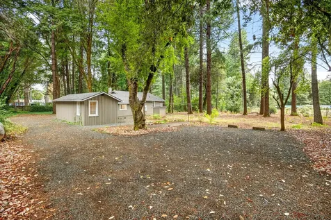 367 Madrona Drive Cave Junction OR 97523