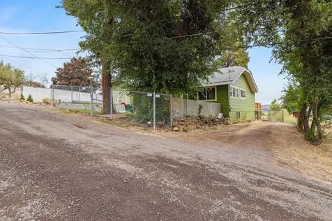 1019 Laurel Street Klamath Falls OR 97601
