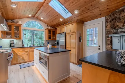 355 Granite Street Ashland OR 97520