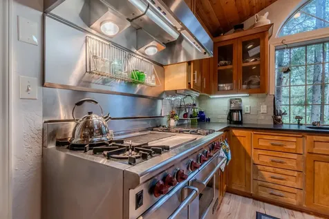 355 Granite Street Ashland OR 97520
