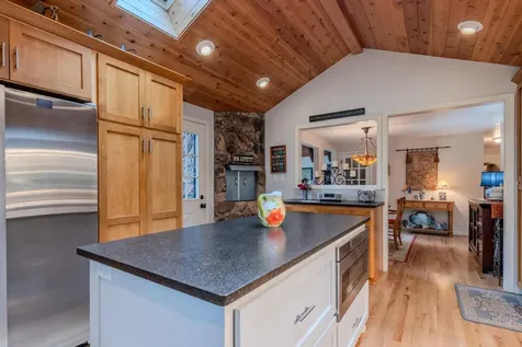 355 Granite Street Ashland OR 97520