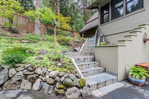 355 Granite Street Ashland OR 97520