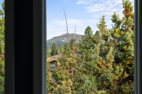 3425 NW Fairway Heights Drive Bend OR 97703