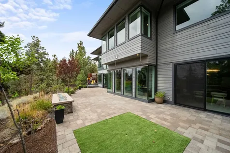 3425 NW Fairway Heights Drive Bend OR 97703