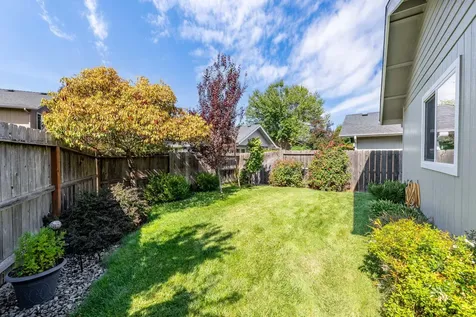 1282 Angler Lane Grants Pass OR 97527