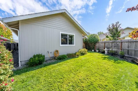 1282 Angler Lane Grants Pass OR 97527