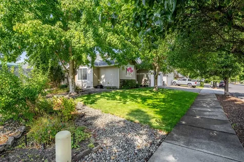 1282 Angler Lane Grants Pass OR 97527