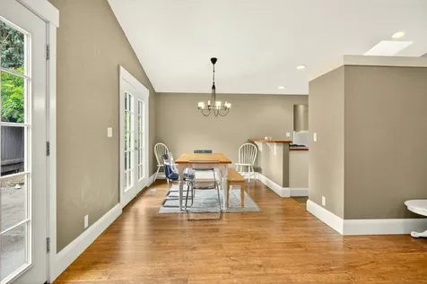 767 Twin Pines Circle Ashland OR 97520