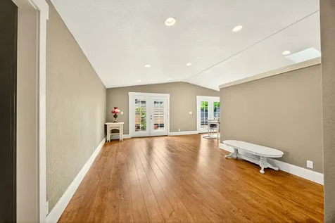 767 Twin Pines Circle Ashland OR 97520