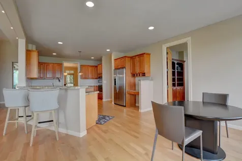 3894 Hillcrest Road Medford OR 97504