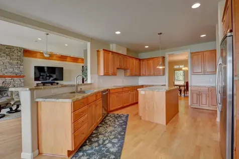 3894 Hillcrest Road Medford OR 97504