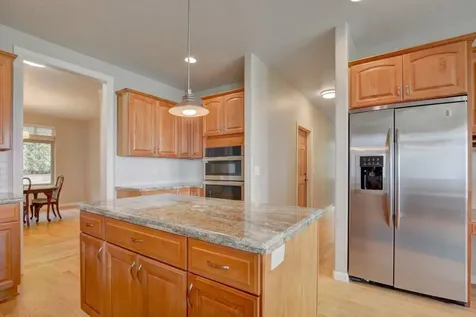 3894 Hillcrest Road Medford OR 97504