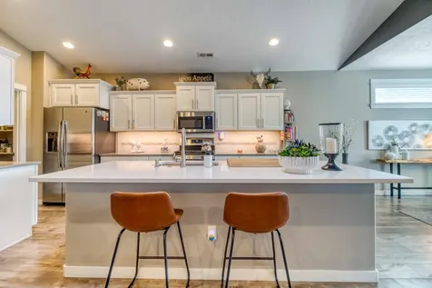 2482 NW Ivy Avenue Redmond OR 97756