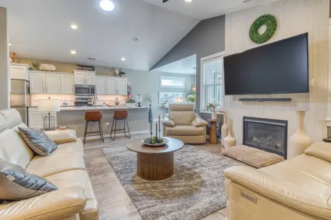 2482 NW Ivy Avenue Redmond OR 97756