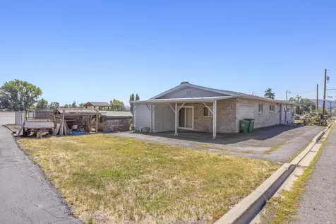 207 S Wendling Street Klamath Falls OR 97601