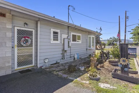 207 S Wendling Street Klamath Falls OR 97601