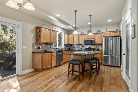 2440 NW 2nd Street Bend OR 97703