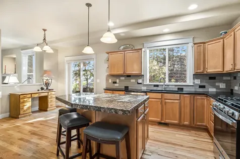 2440 NW 2nd Street Bend OR 97703