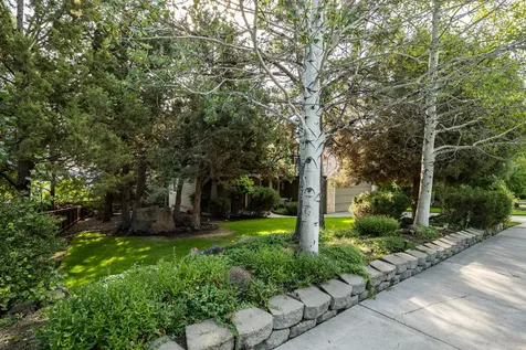 2440 NW 2nd Street Bend OR 97703