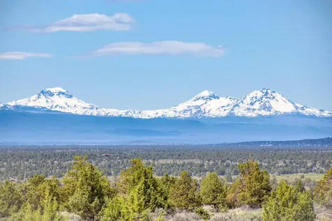 SW Mecate Lane Powell Butte OR 97753