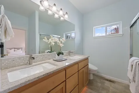 1825 NW Ivy Avenue Redmond OR 97756
