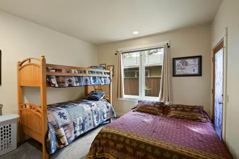 1613 SW I Street Grants Pass OR 97526