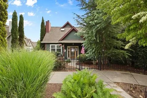 1613 SW I Street Grants Pass OR 97526