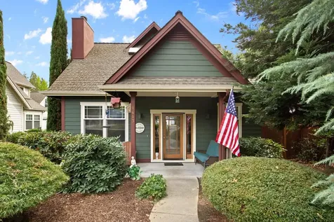 1613 SW I Street Grants Pass OR 97526