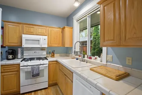 1613 SW I Street Grants Pass OR 97526