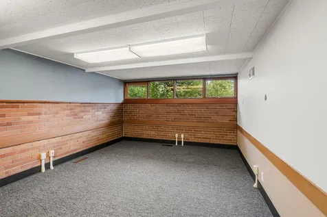 125 NE Manzanita Avenue Grants Pass OR 97526